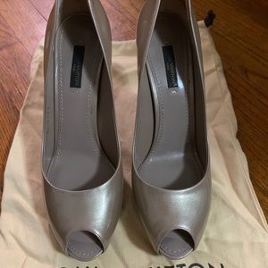 Louis Vuitton Oh really pumps